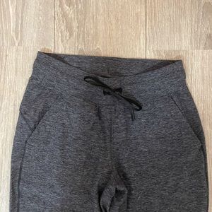 Brand new lulu lemon joggers